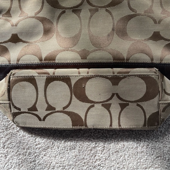 Coach City Tote Shoulder Bag - Picture 11 of 11